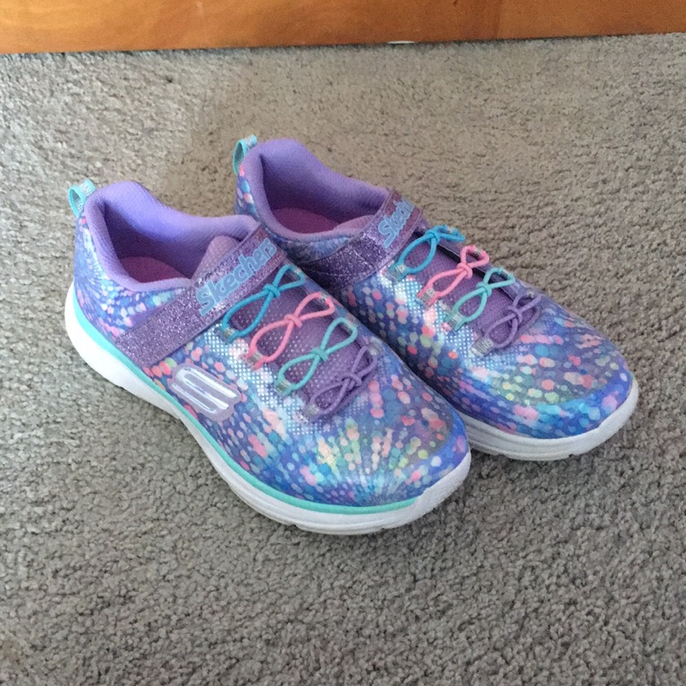 Shiny Sparkley Skechers